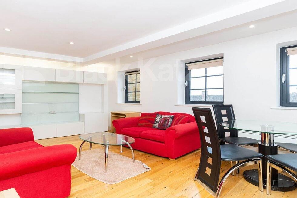 2 bed 1st Floor Flat for rent in Camden Town. From Black Katz - Camden