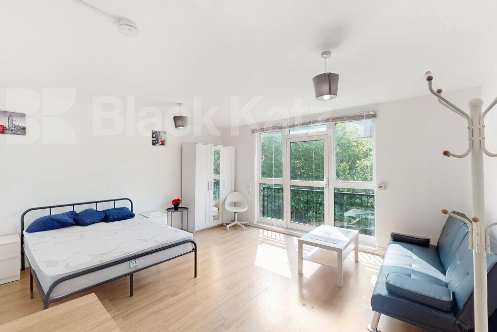 3 bed 1st Floor Flat for rent in Camden Town. From Black Katz - Camden