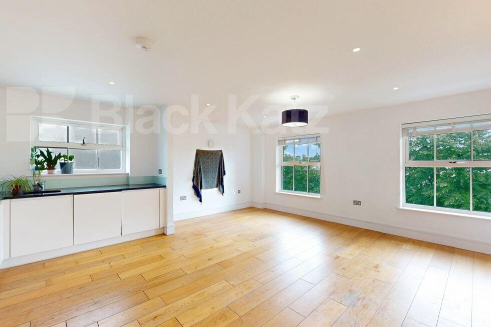 3 bed 1st Floor Flat for rent in Hampstead. From Black Katz - Camden 3 bed 1st Floor Flat for rent in Hampstead. From Black Katz - Camden