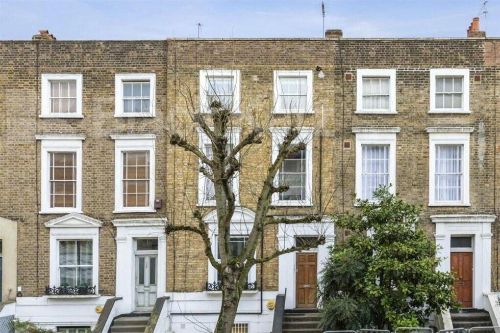 1 bed 1st Floor Flat for rent in Camden Town. From Black Katz - Camden 1 bed 1st Floor Flat for rent in Camden Town. From Black Katz - Camden