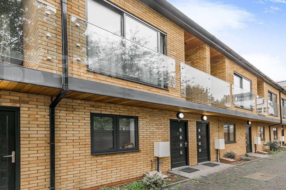 3 bed 1st Floor Flat for rent in Hornsey. From Black Katz - Camden
