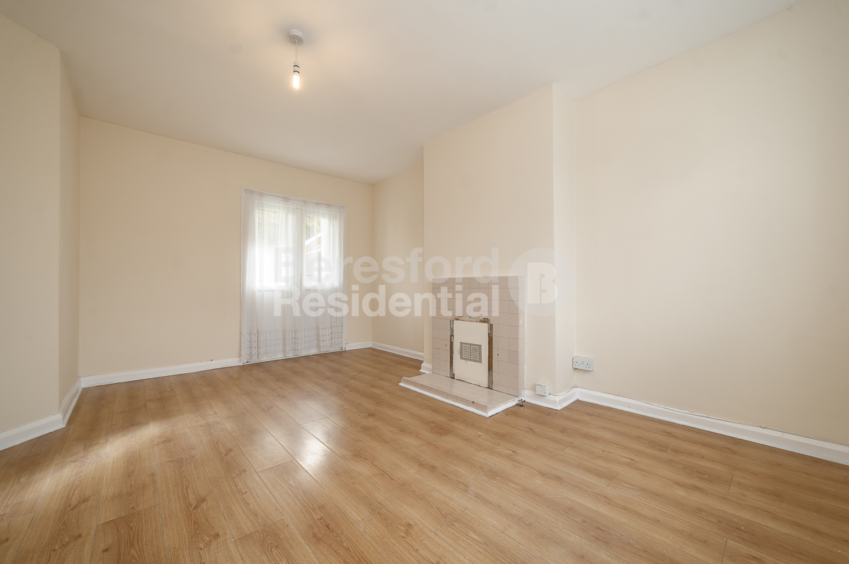 3 bed Mid Terraced House for rent in Croydon. From Beresford Residential - West Norwood Lettings
