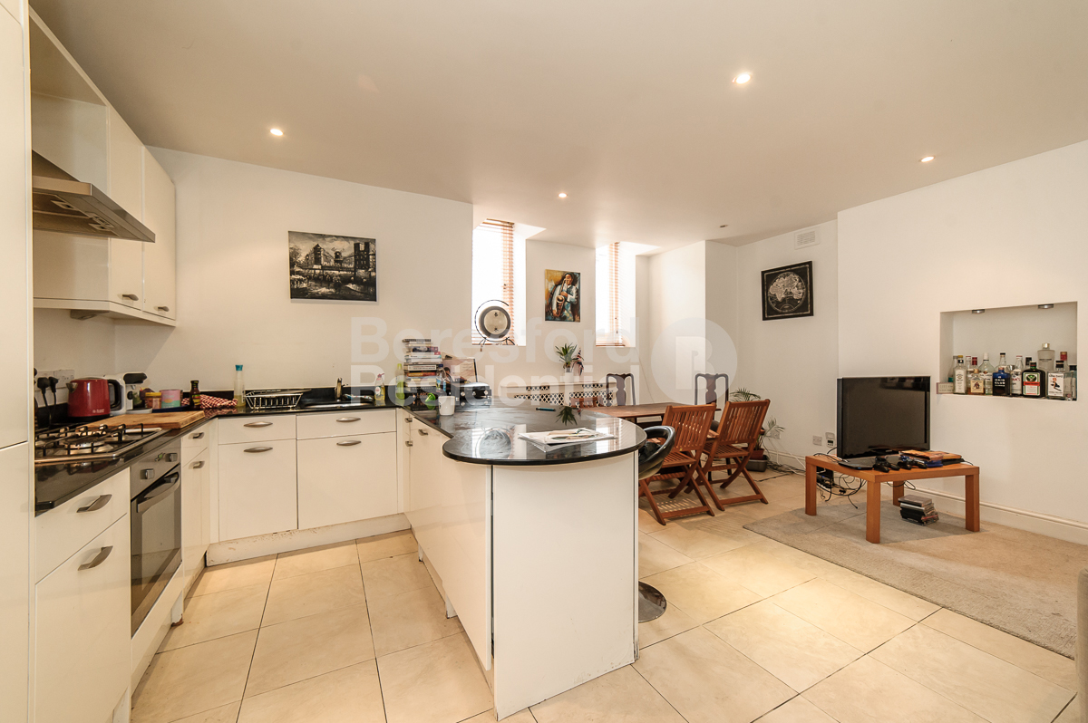 3 bed Flat for rent in Streatham. From Beresford Residential - West Norwood Lettings