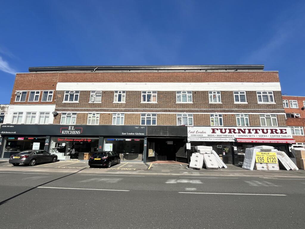 1 bed 1st Floor Flat for rent in Ilford. From Brian Thomas Estate Agents - Chadwell Heath