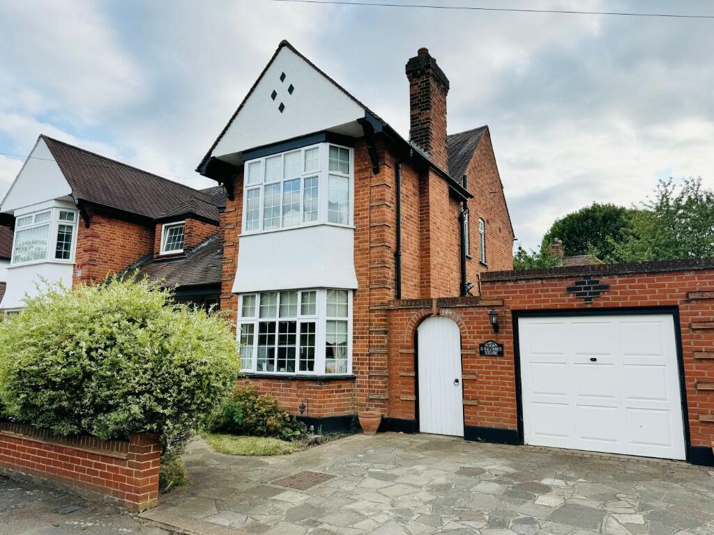 3 bed Semi Detached for rent in Romford. From Brian Thomas Estate Agents - Chadwell Heath