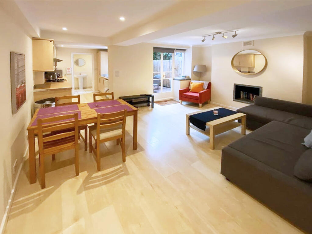1 bed 1st Floor Flat for rent in Chelsea. From Broadway & West - London