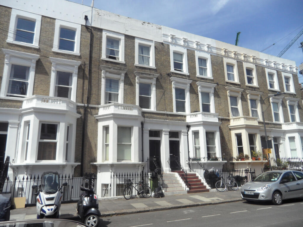 3 bed 1st Floor Flat for rent in Fulham. From Broadway & West - London