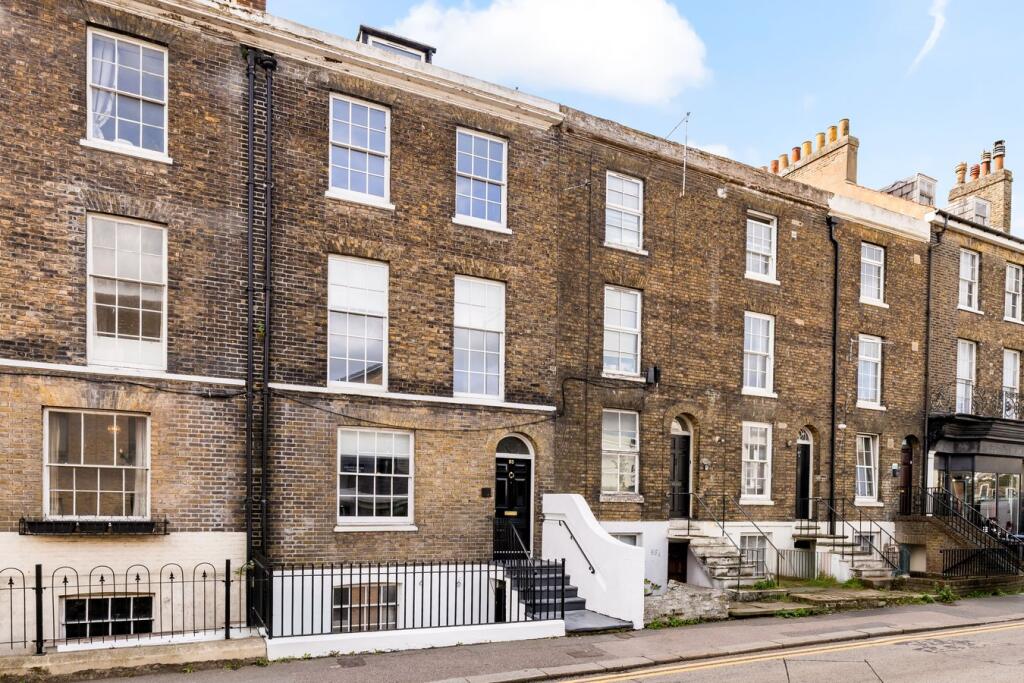 2 bed 1st Floor Flat for rent in Dover. From Burnap & Abel - Folkestone