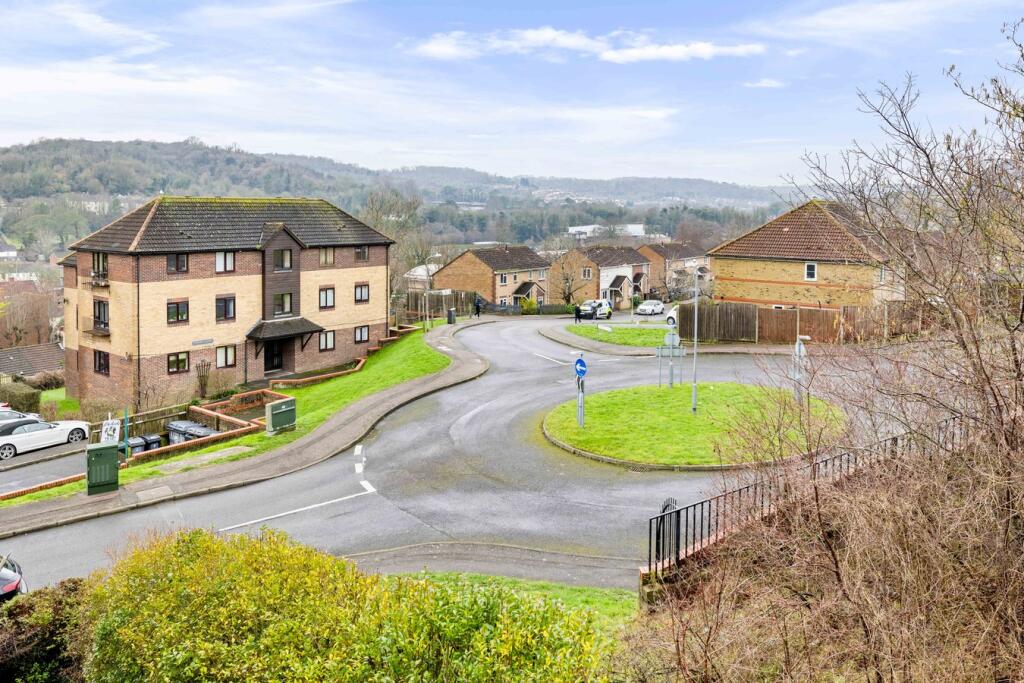 1 bed 1st Floor Flat for rent in Dover. From Burnap & Abel - Folkestone