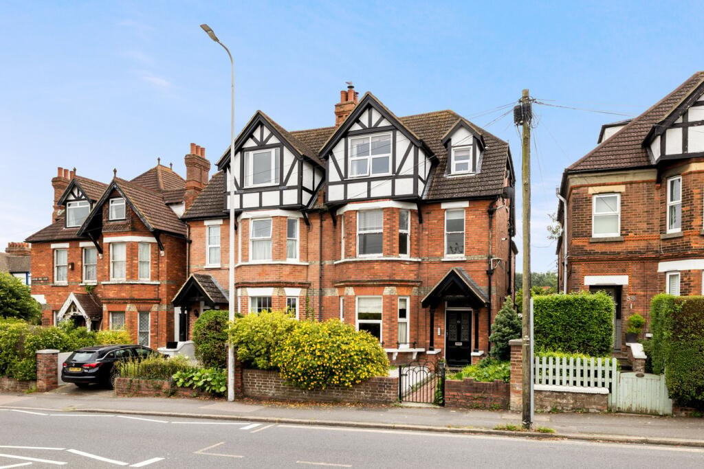 2 bed Apartment for rent in Folkestone. From Burnap & Abel - Folkestone 2 bed Apartment for rent in Folkestone. From Burnap & Abel - Folkestone