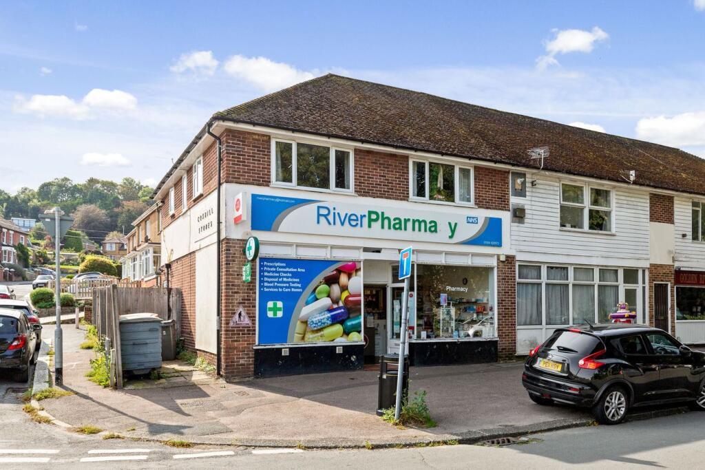 3 bed Apartment for rent in Whitfield. From Burnap & Abel - Folkestone
