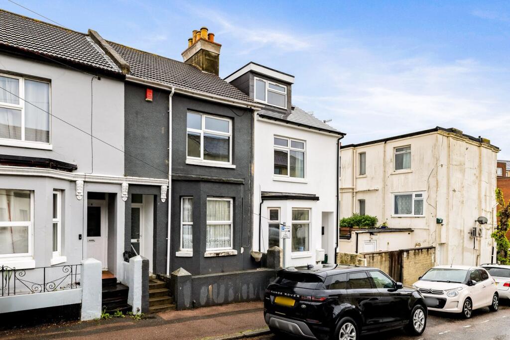 2 bed Mid Terraced House for rent in Folkestone. From Burnap & Abel - Folkestone