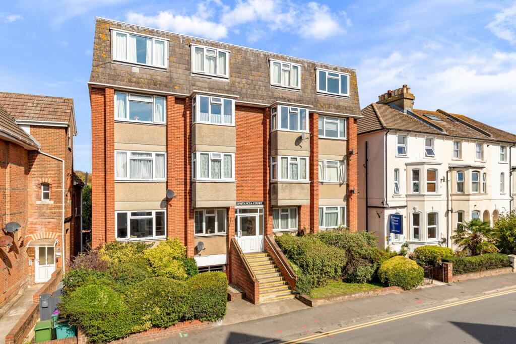 2 bed 1st Floor Flat for rent in Folkestone. From Burnap & Abel - Folkestone 2 bed 1st Floor Flat for rent in Folkestone. From Burnap & Abel - Folkestone