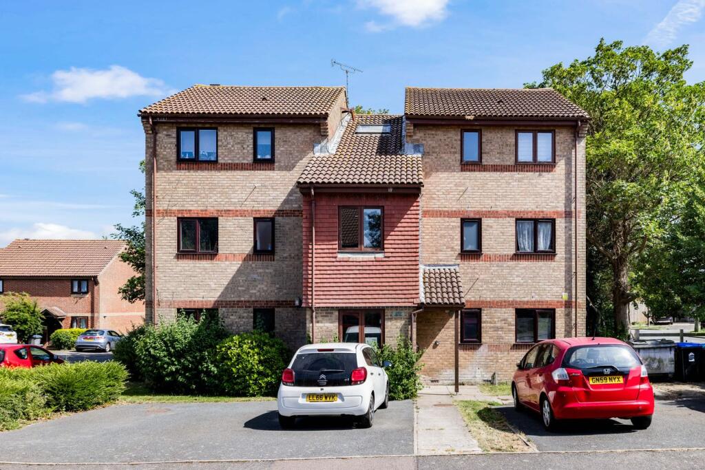 1 bed 1st Floor Flat for rent in Elvington. From Burnap & Abel - Folkestone