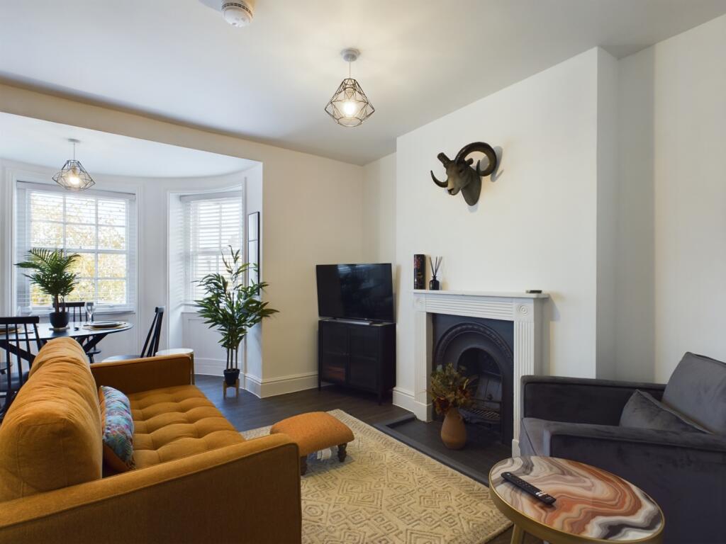 1 bed Apartment for rent in Cheltenham. From CGT Lettings - Cheltenham