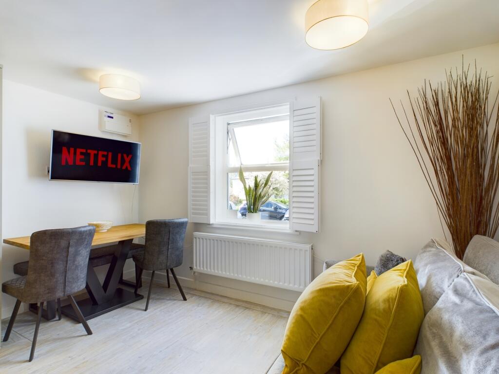 2 bed Mid Terraced House for rent in Cheltenham. From CGT Lettings - Cheltenham 2 bed Mid Terraced House for rent in Cheltenham. From CGT Lettings - Cheltenham