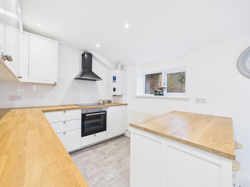 4 bed Mid Terraced House for rent in Selsley. From CGT Lettings - Cheltenham