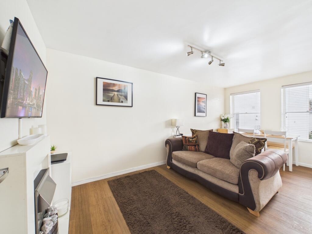 1 bed Apartment for rent in Cheltenham. From CGT Lettings - Cheltenham