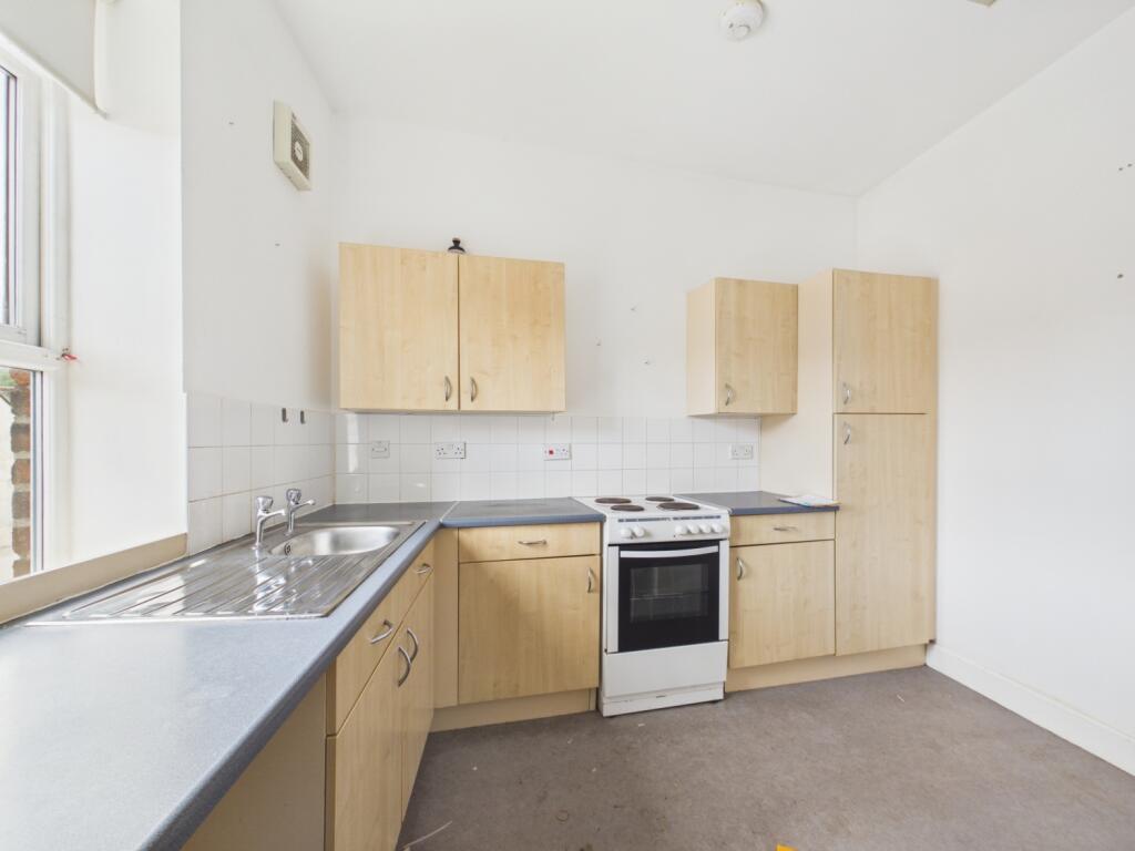 1 bed Mid Terraced House for rent in Stroud. From CGT Lettings - Cheltenham