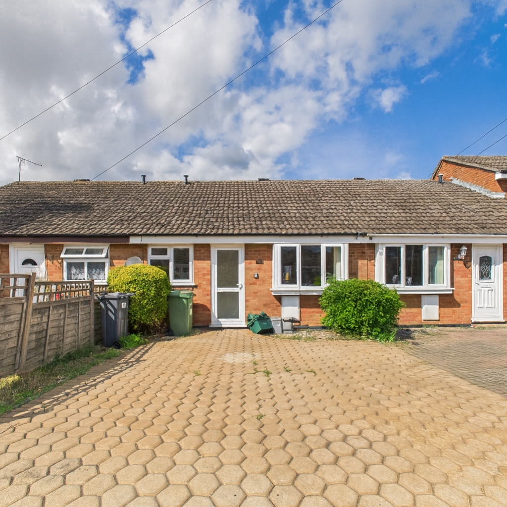 2 bed Mid Terraced House for rent in Hardwicke. From CGT Lettings - Cheltenham