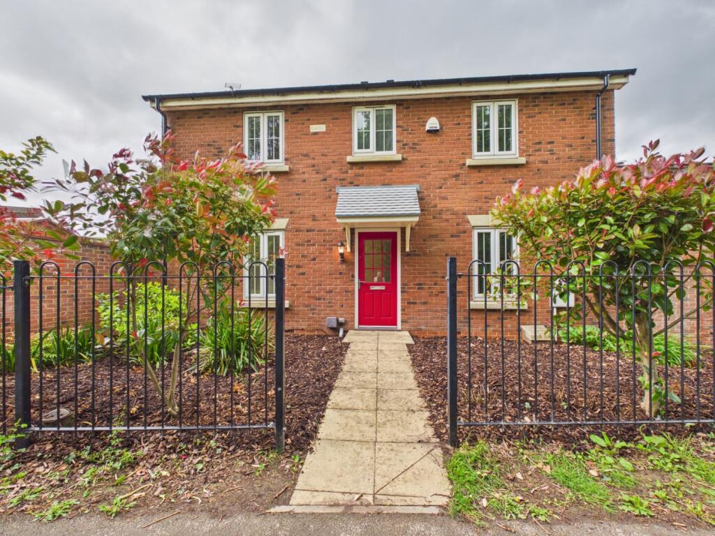 4 bed Detached for rent in Hardwicke. From CGT Lettings - Cheltenham