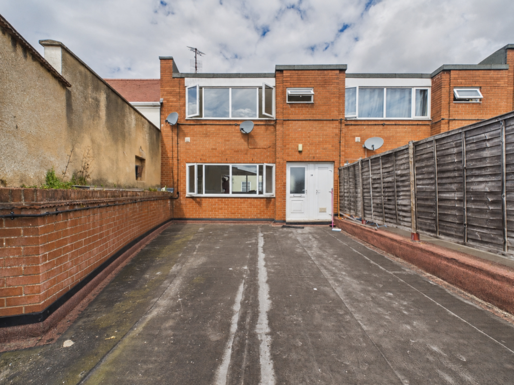 2 bed Duplex for rent in Tewkesbury. From CGT Lettings - Cheltenham 2 bed Duplex for rent in Tewkesbury. From CGT Lettings - Cheltenham