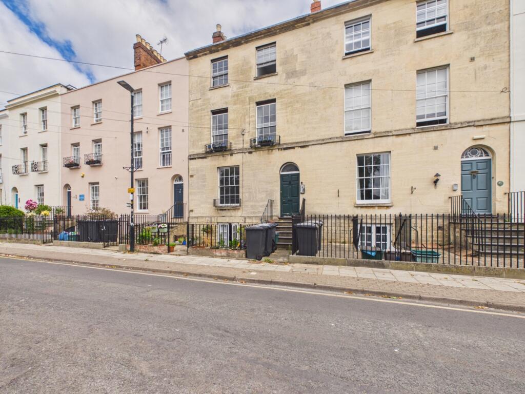 2 bed Apartment for rent in Gloucester. From CGT Lettings - Cheltenham 2 bed Apartment for rent in Gloucester. From CGT Lettings - Cheltenham