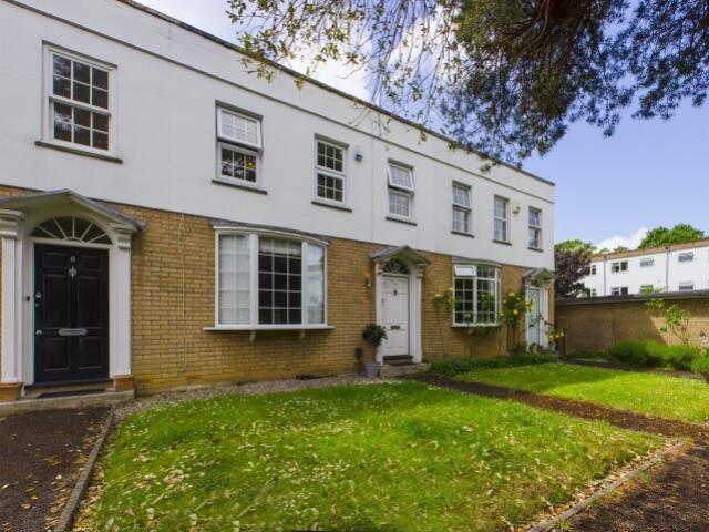 3 bed Mid Terraced House for rent in Cheltenham. From CGT Lettings - Cheltenham