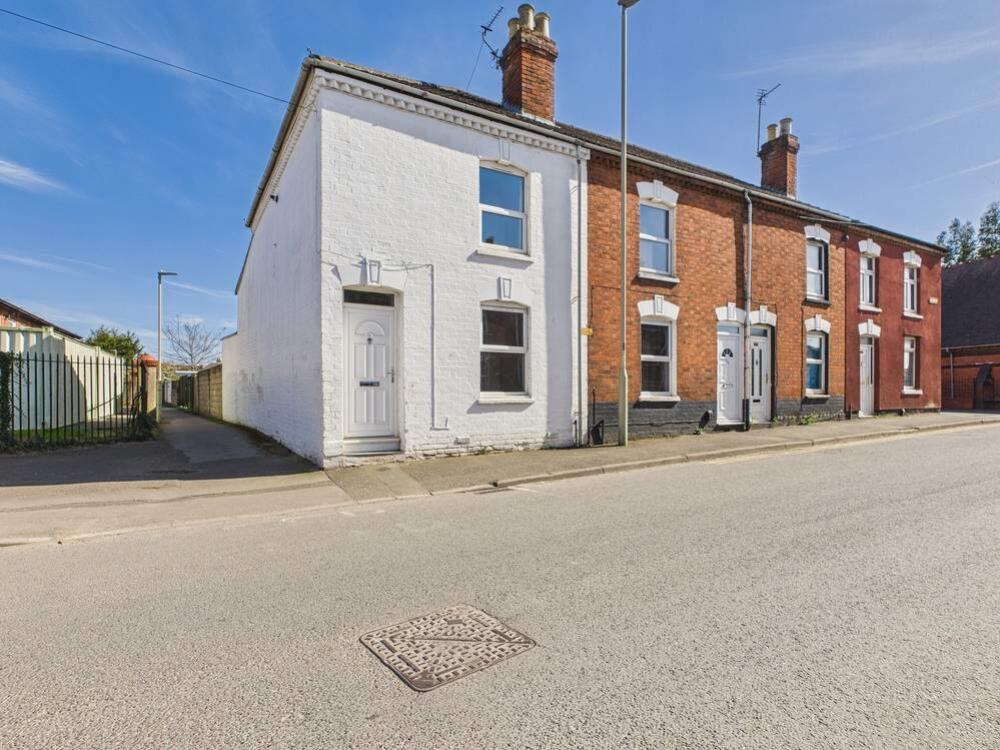 2 bed End of Terrace for rent in Gloucester. From CGT Lettings - Cheltenham 2 bed End of Terrace for rent in Gloucester. From CGT Lettings - Cheltenham