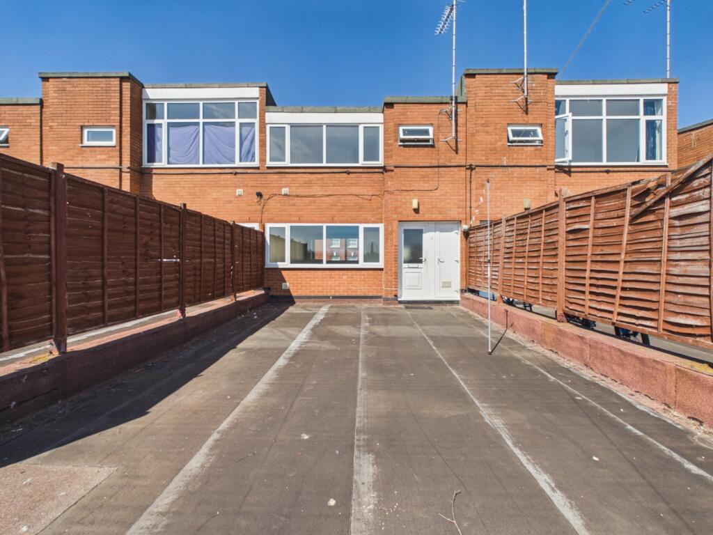 2 bed 1st Floor Flat for rent in Tewkesbury. From CGT Lettings - Cheltenham