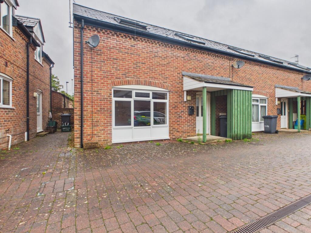 2 bed Detached for rent in Gloucester. From CGT Lettings - Cheltenham 2 bed Detached for rent in Gloucester. From CGT Lettings - Cheltenham