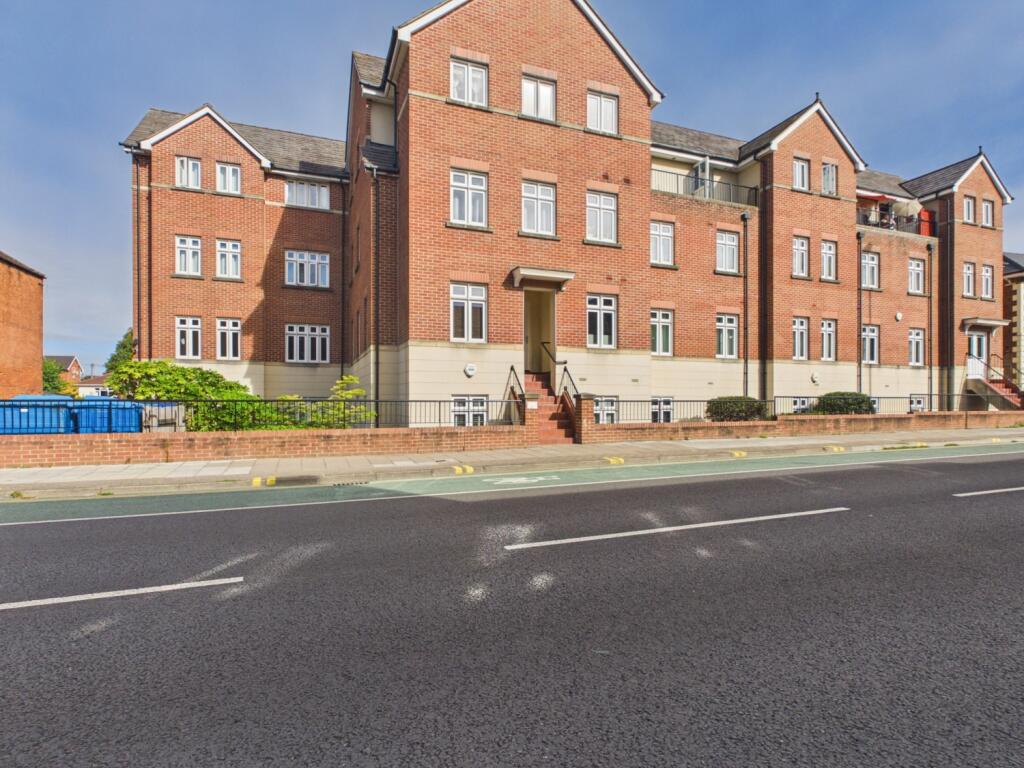 2 bed Apartment for rent in Gloucester. From CGT Lettings - Cheltenham