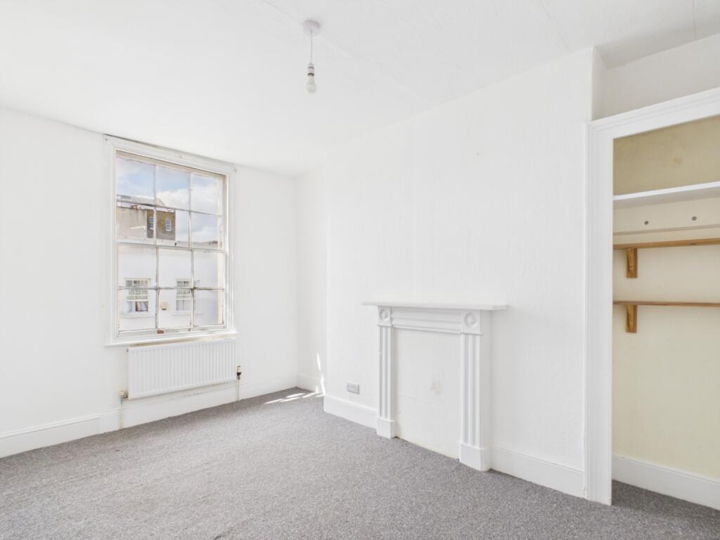 4 bed HMO for rent in Cheltenham. From CGT Lettings - Cheltenham