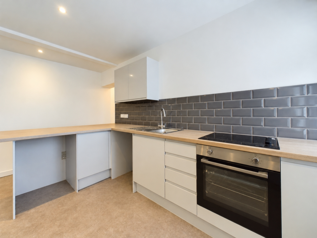 2 bed 1st Floor Flat for rent in Cheltenham. From CGT Lettings - Cheltenham