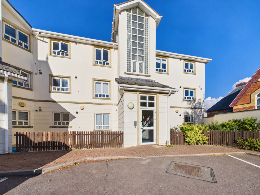 2 bed Apartment for rent in Cheltenham. From CGT Lettings - Cheltenham 2 bed Apartment for rent in Cheltenham. From CGT Lettings - Cheltenham