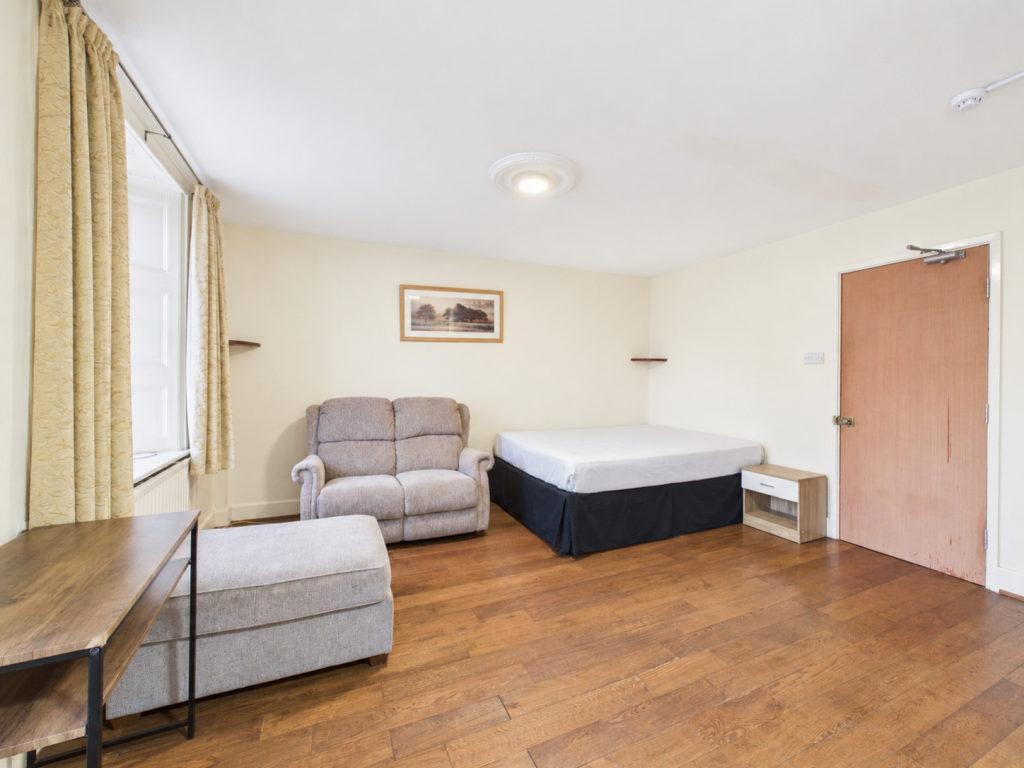 6 bed HMO for rent in Cheltenham. From CGT Lettings - Cheltenham
