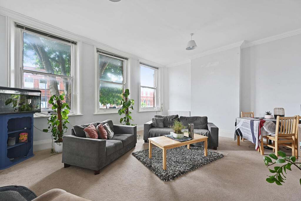 3 bed Annexe for rent in London. From Callaway & Co - Cricklewood