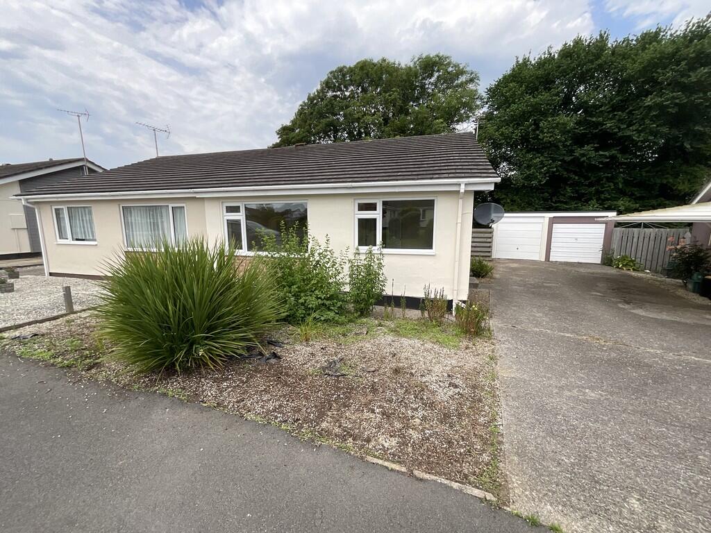 2 bed Semi-detached bungalow for rent in Bude. From Colwills - Bude