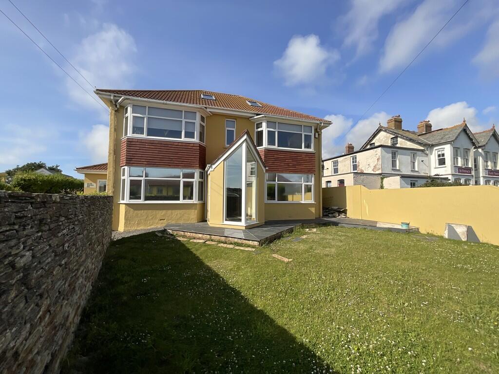 3 bed House (unspecified) for rent in Bude. From Colwills - Bude