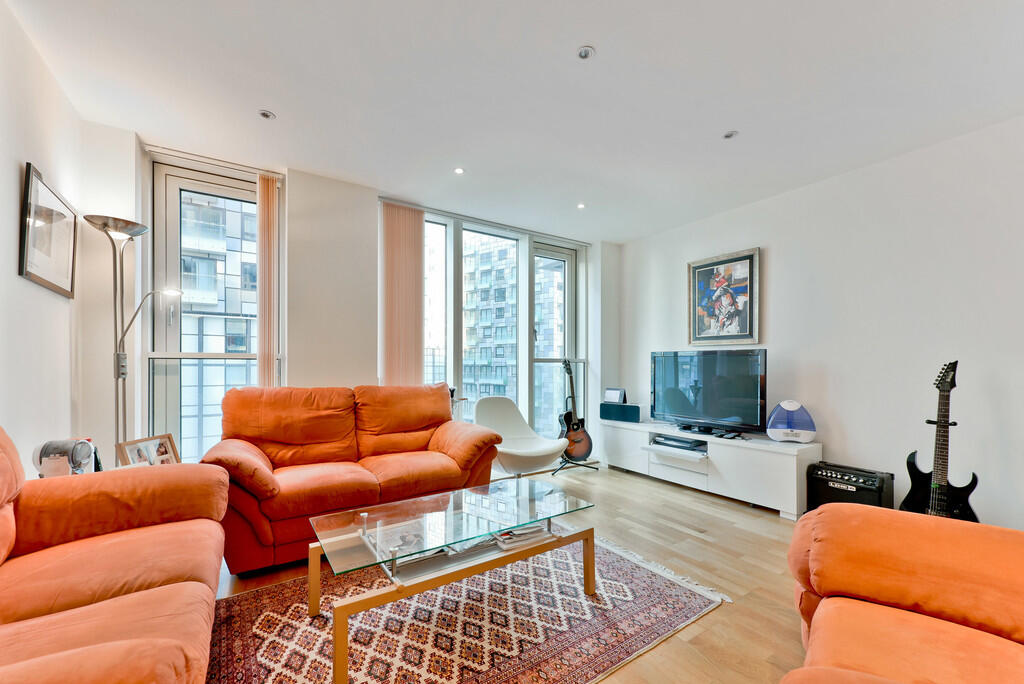 1 bed Apartment for rent in Poplar. From Campbell Residential - Docklands