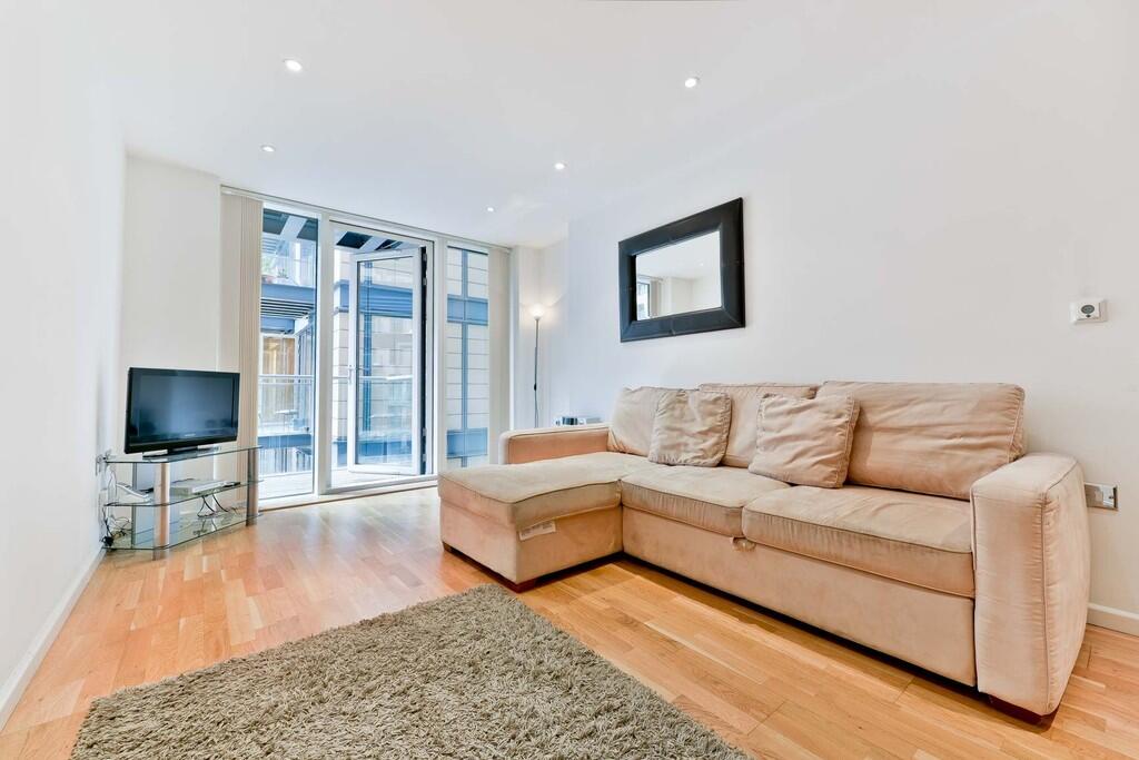 2 bed Apartment for rent in Poplar. From Campbell Residential - Docklands