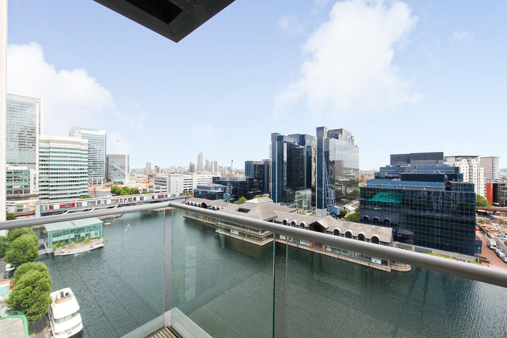 2 bed Apartment for rent in Poplar. From Campbell Residential - Docklands 2 bed Apartment for rent in Poplar. From Campbell Residential - Docklands
