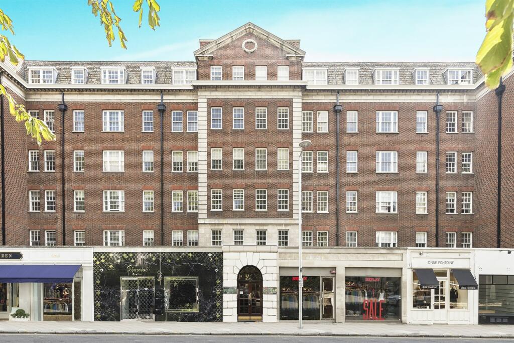2 bed Flat for rent in Chelsea. From Campden Estates - Chelsea