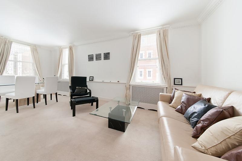 1 bed 1st Floor Flat for rent in Kensington. From Campden Estates - Chelsea