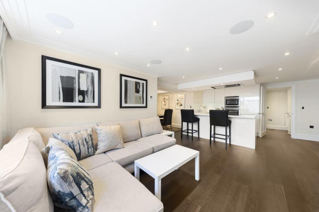 2 bed 1st Floor Flat for rent in Chelsea. From Campden Estates - Chelsea 2 bed 1st Floor Flat for rent in Chelsea. From Campden Estates - Chelsea