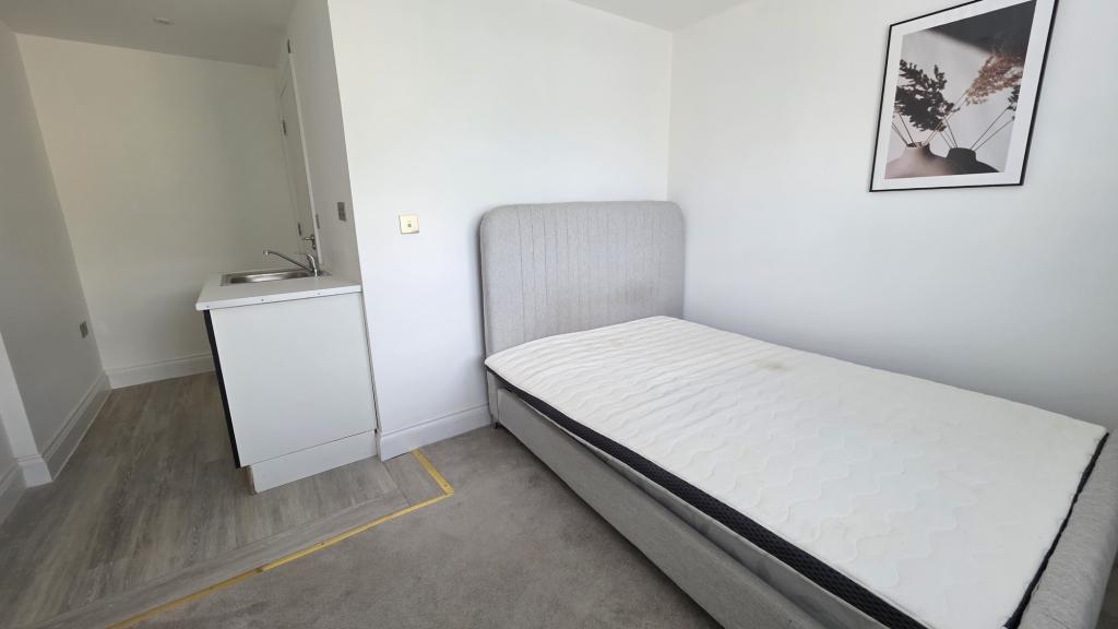 0 bed Studio for rent in Watford. From canary properties 0 bed Studio for rent in Watford. From canary properties