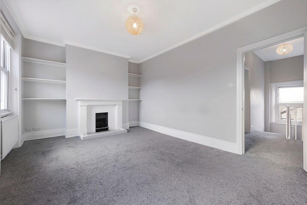 3 bed Flat for rent in Richmond upon Thames. From Cantell & Co - Richmond