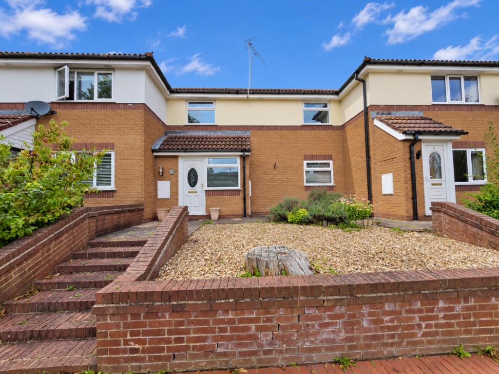 2 bed Mews for rent in Culcheth. From Courtyard Property Consultants - Culcheth