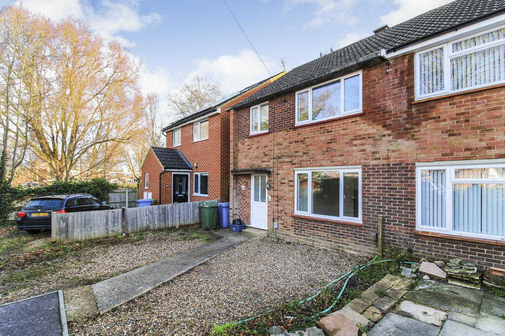 3 bed Semi Detached for rent in Farnborough. From Greg James Estate Agents - Farnborough
