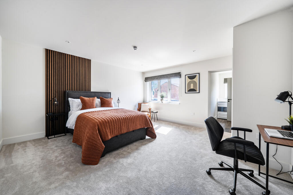 4 bed Studio for rent in Ash Vale. From Greg James Estate Agents - Farnborough 4 bed Studio for rent in Ash Vale. From Greg James Estate Agents - Farnborough